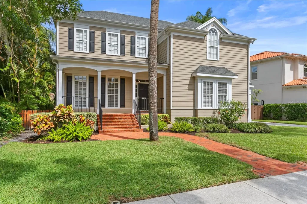 429 S Royal Poinciana Drive Tampa FL 33609