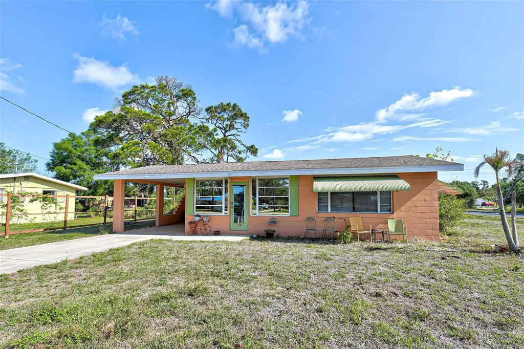 128 W Green Street Englewood FL 34223