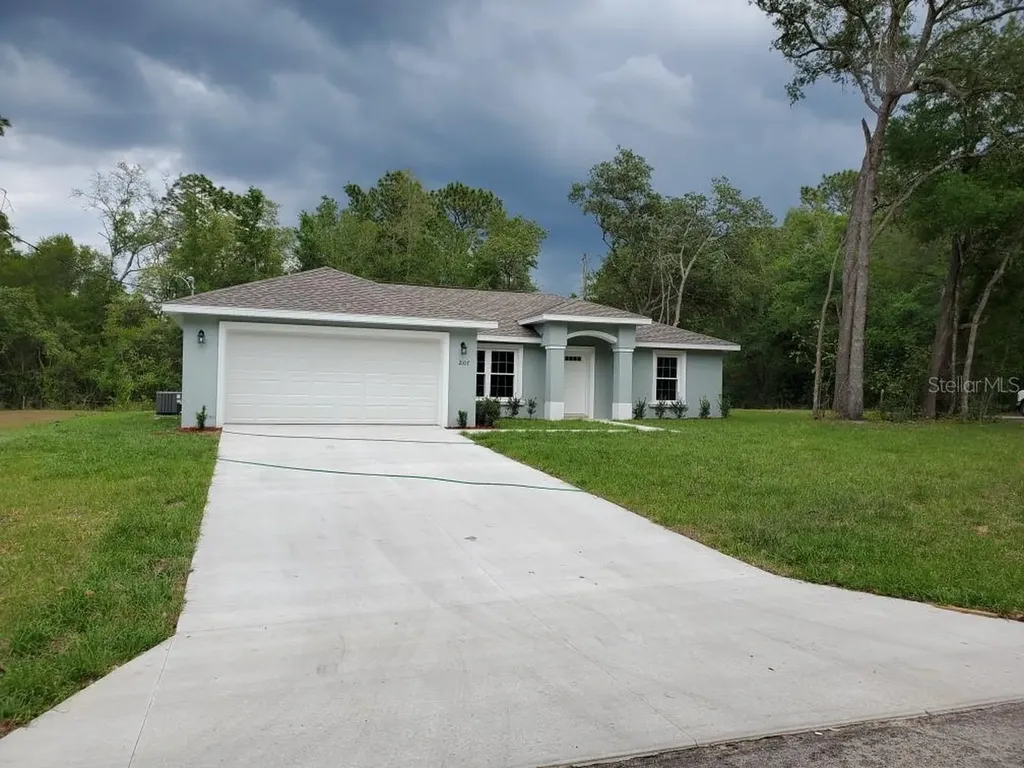 2107 W Beach Plum Drive Citrus Springs FL 34434