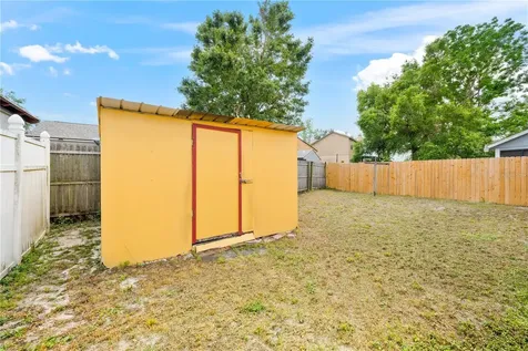4660 E Eastwind Drive Plant City FL 33566