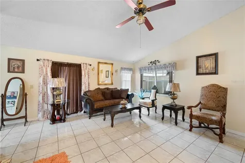 4660 E Eastwind Drive Plant City FL 33566