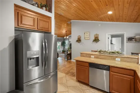 9731 SE 188th Court Ocklawaha FL 32179