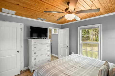 9731 SE 188th Court Ocklawaha FL 32179
