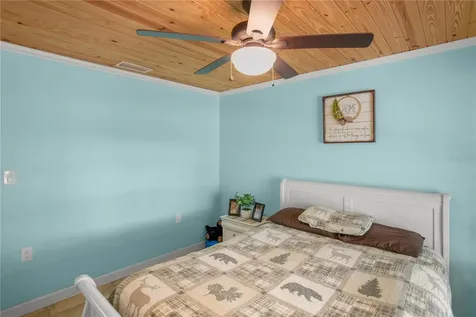 9731 SE 188th Court Ocklawaha FL 32179