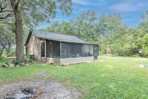 9731 SE 188th Court Ocklawaha FL 32179