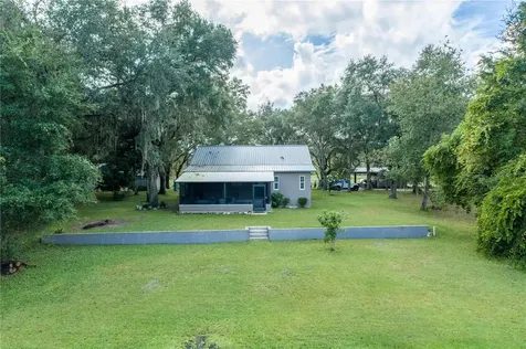 9731 SE 188th Court Ocklawaha FL 32179