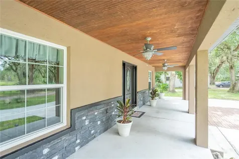 9731 SE 188th Court Ocklawaha FL 32179