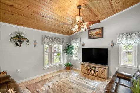 9731 SE 188th Court Ocklawaha FL 32179