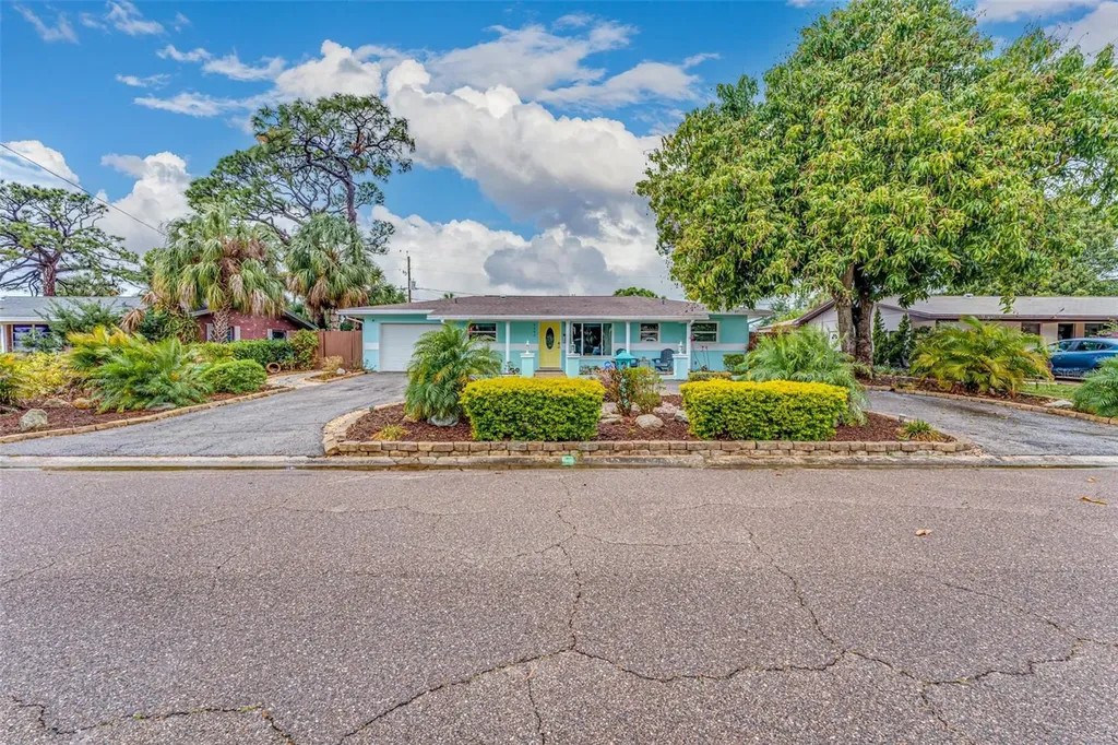 5195 38th Street S St Petersburg FL 33711