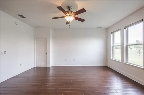 622 Neptune Drive Groveland FL 34736