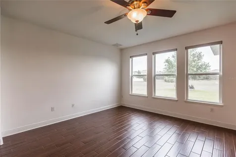 622 Neptune Drive Groveland FL 34736