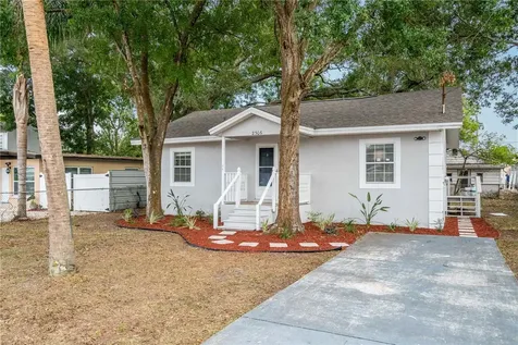 2306 W Powhatan Avenue Tampa FL 33603