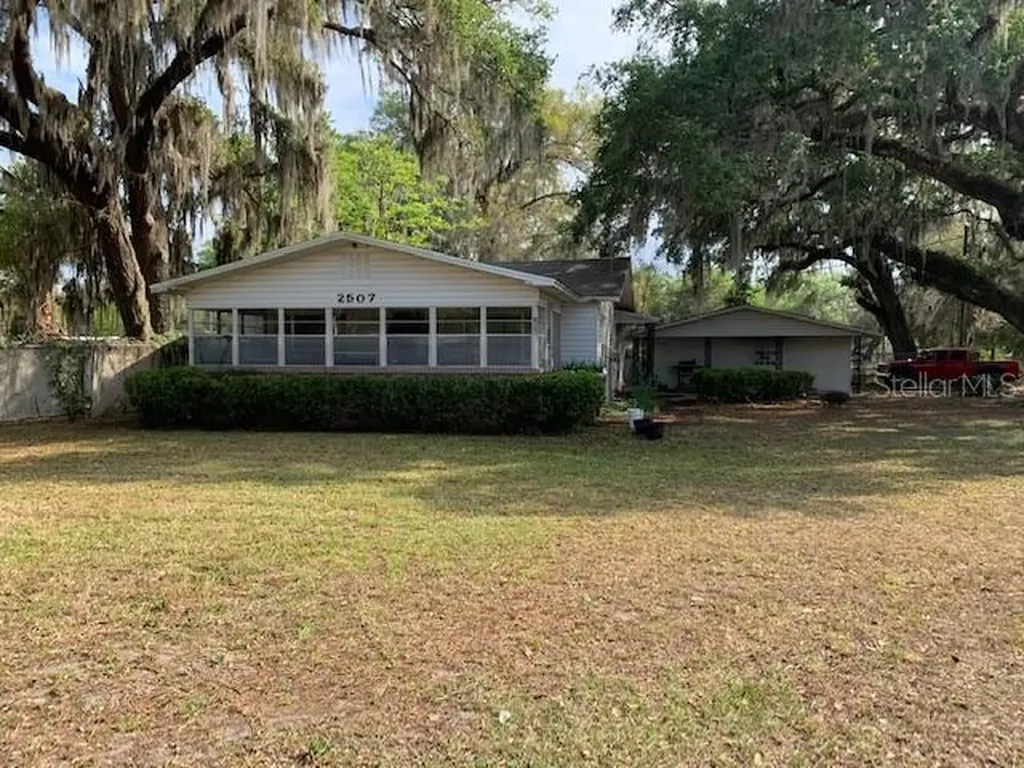 2507 Westside Drive Leesburg FL 34748