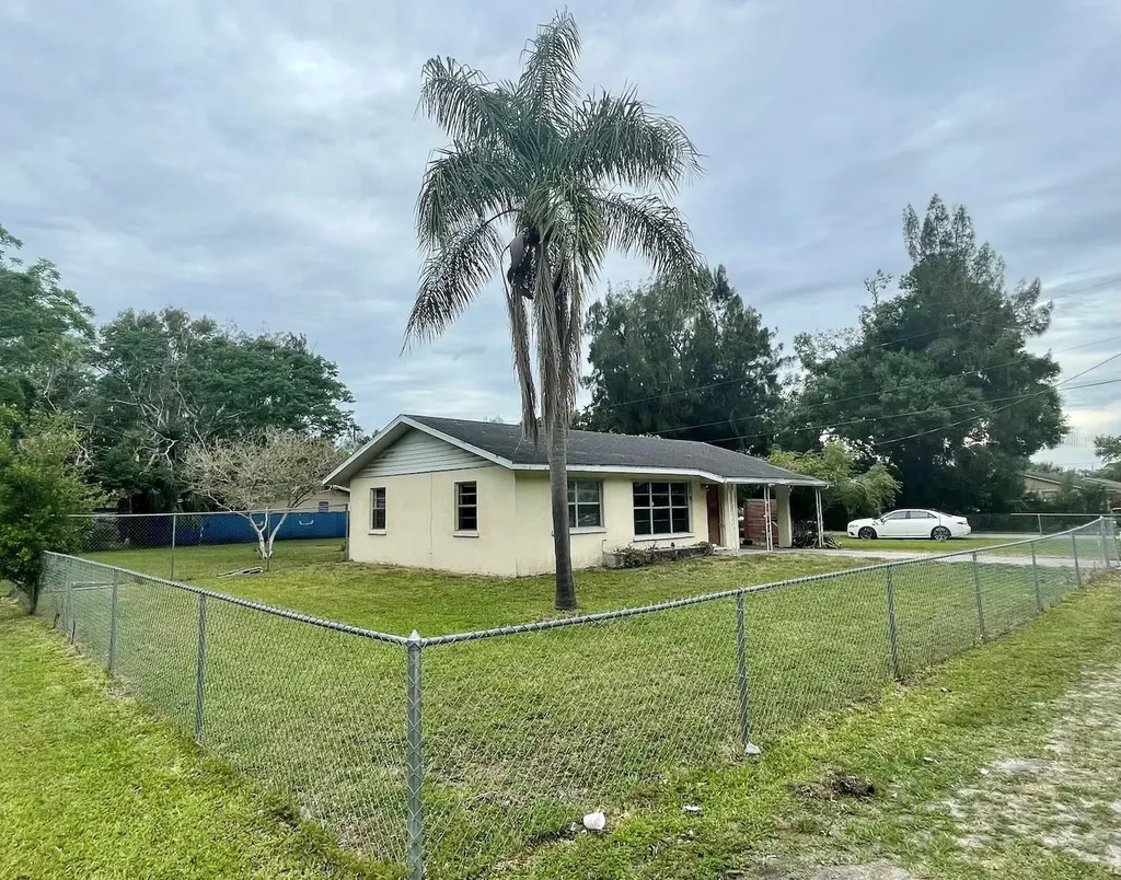 6120 12th Street E Bradenton FL 34203
