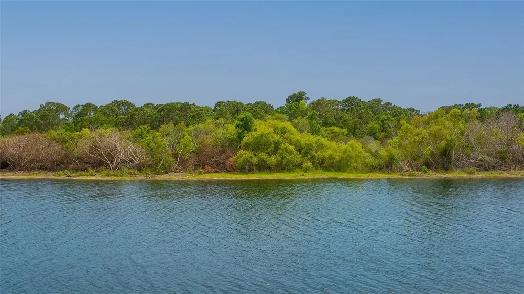 8350 Wingate Drive Sarasota FL 34238