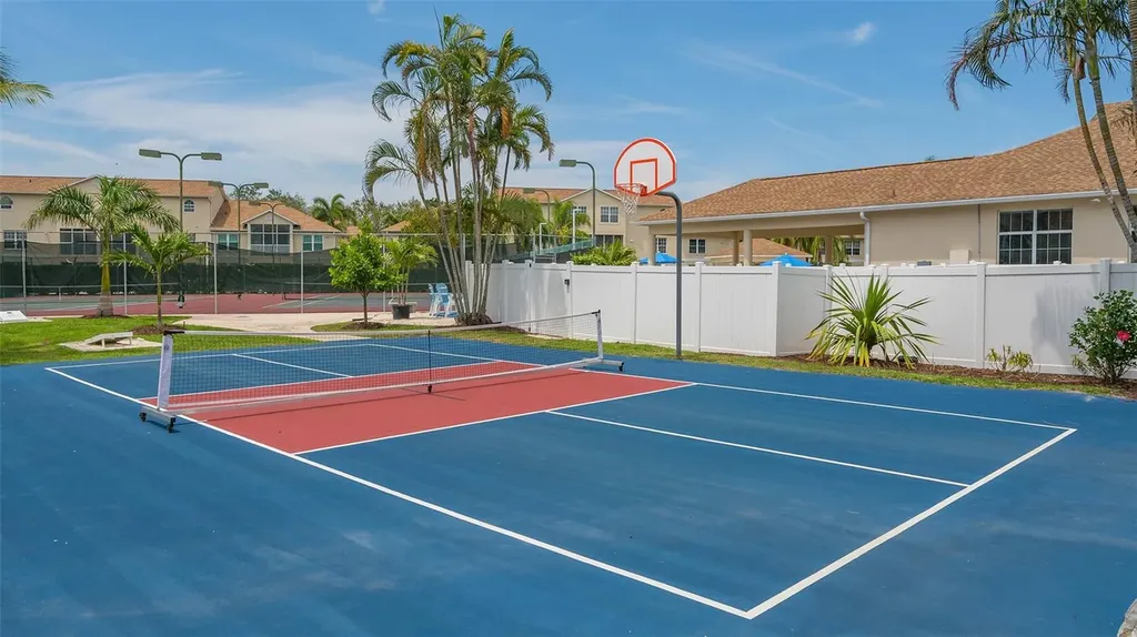 8350 Wingate Drive Sarasota FL 34238