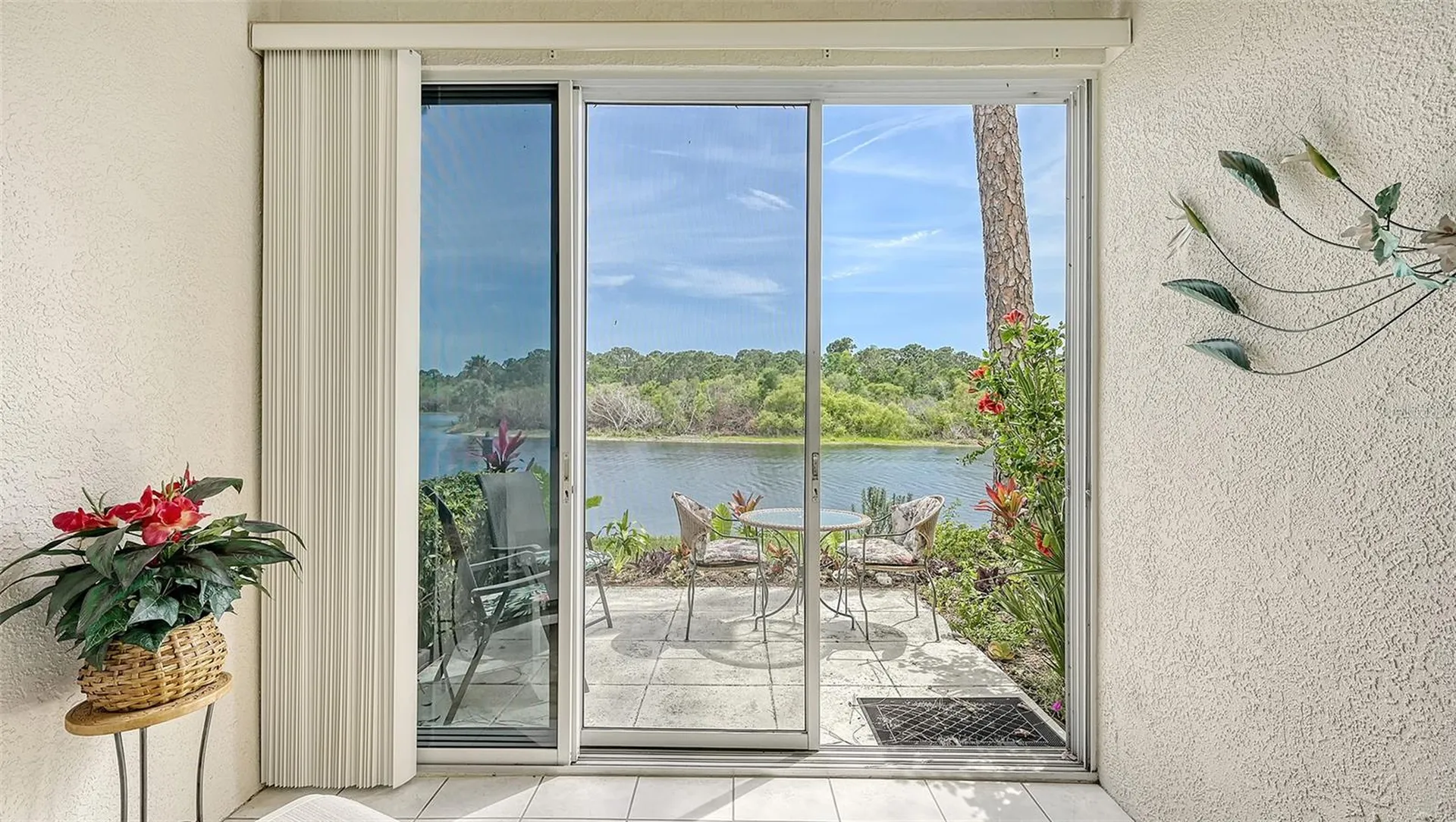 8350 Wingate Drive Sarasota FL 34238