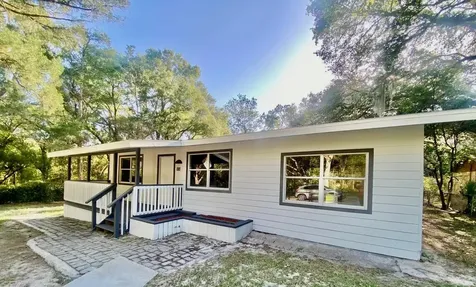 914 S Massachusetts Avenue Deland FL 32724