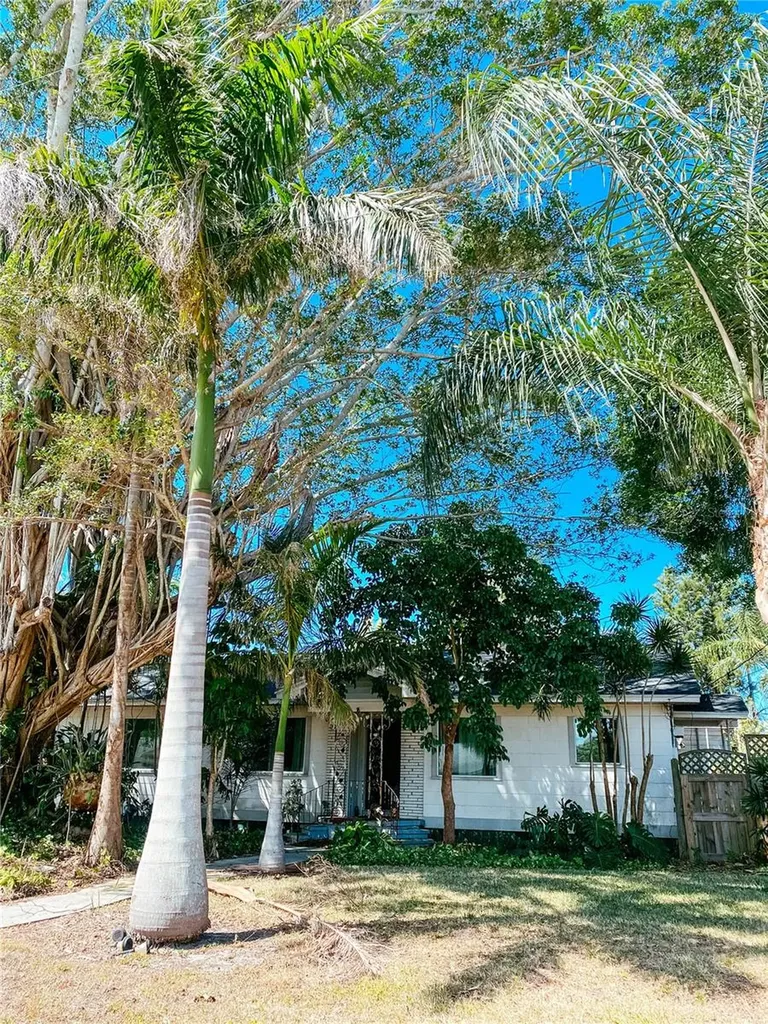 716 59th Street NW Bradenton FL 34209