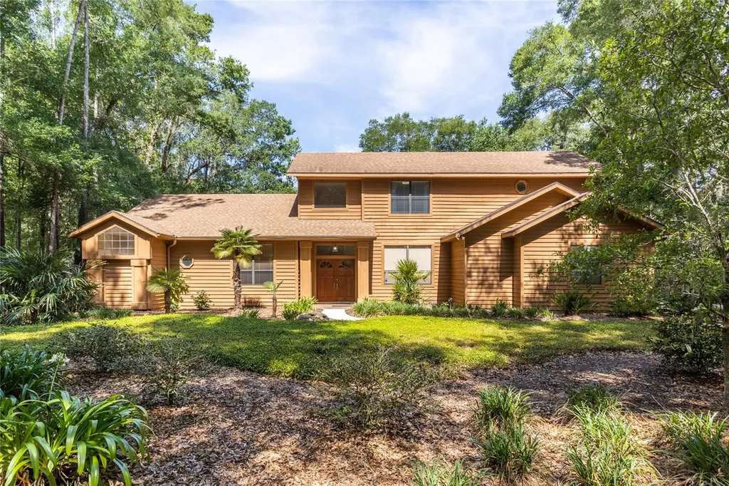 2210 NW 38th Drive Gainesville FL 32605