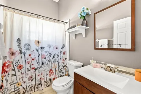 528 Hardwood Circle Orlando FL 32828