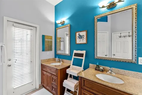 528 Hardwood Circle Orlando FL 32828