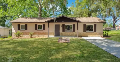 6211 Ashland Avenue Leesburg FL 34748