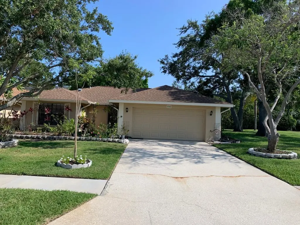 2282 Heron Circle Clearwater FL 33762