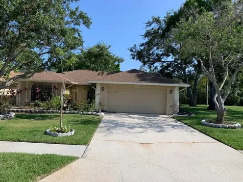 2282 Heron Circle Clearwater FL 33762