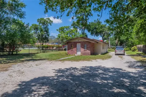1704 E Cayuga Street Tampa FL 33610