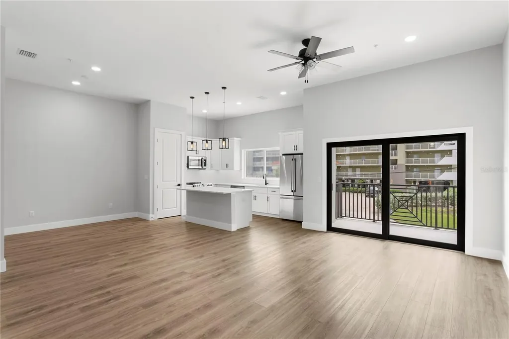 11605 1st Street E Treasure Island FL 33706