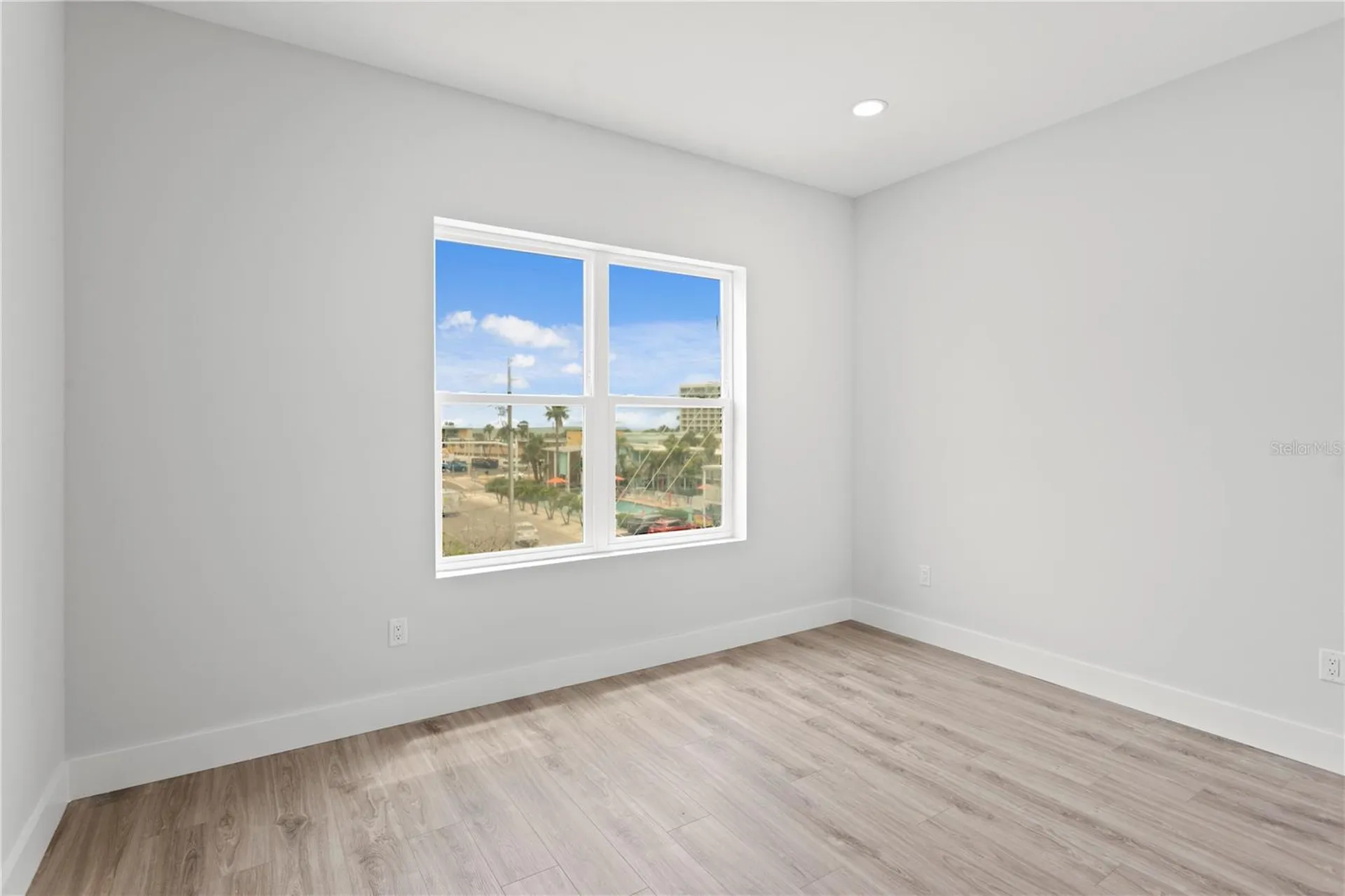 11605 1st Street E Treasure Island FL 33706