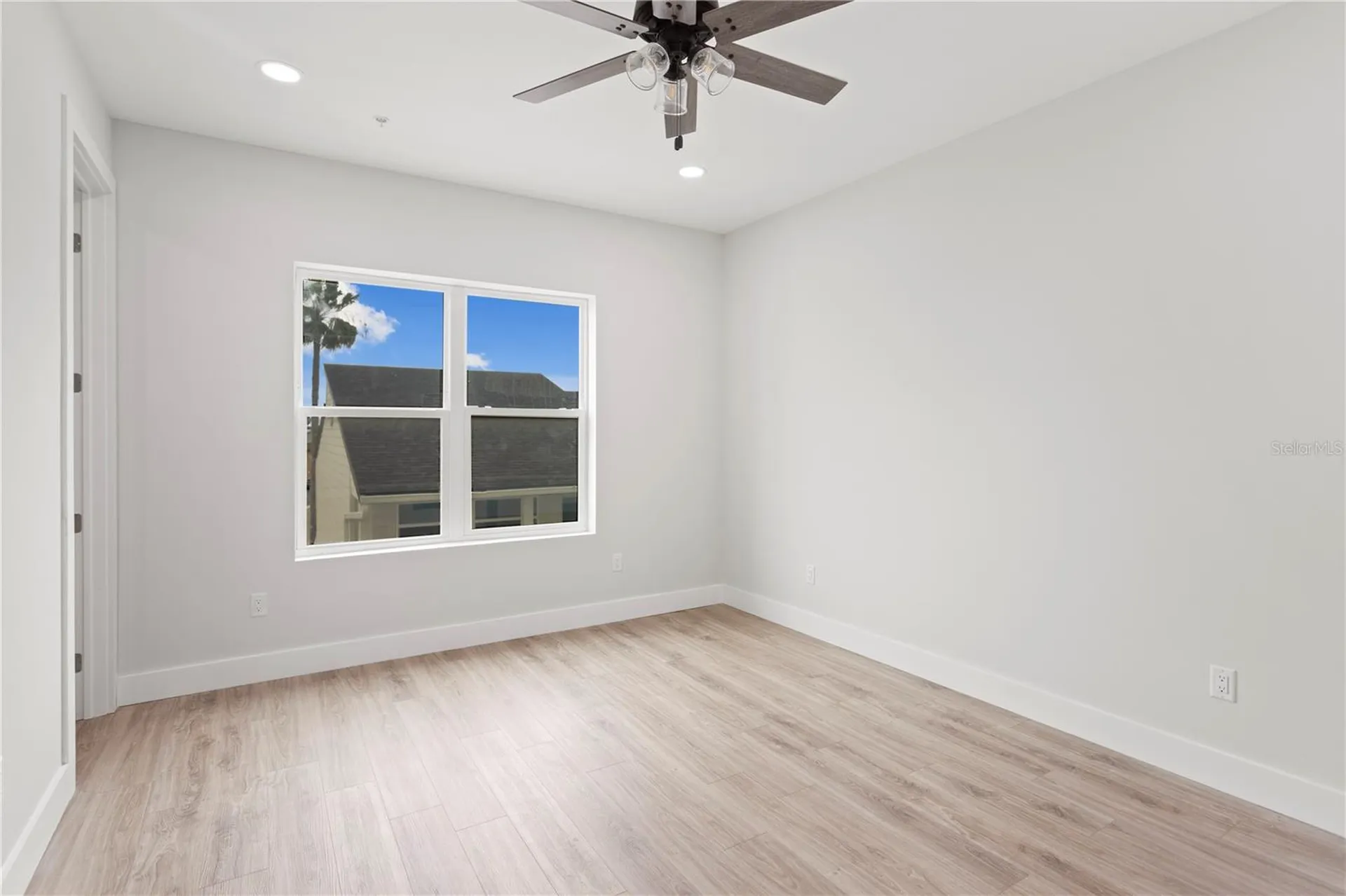 11605 1st Street E Treasure Island FL 33706