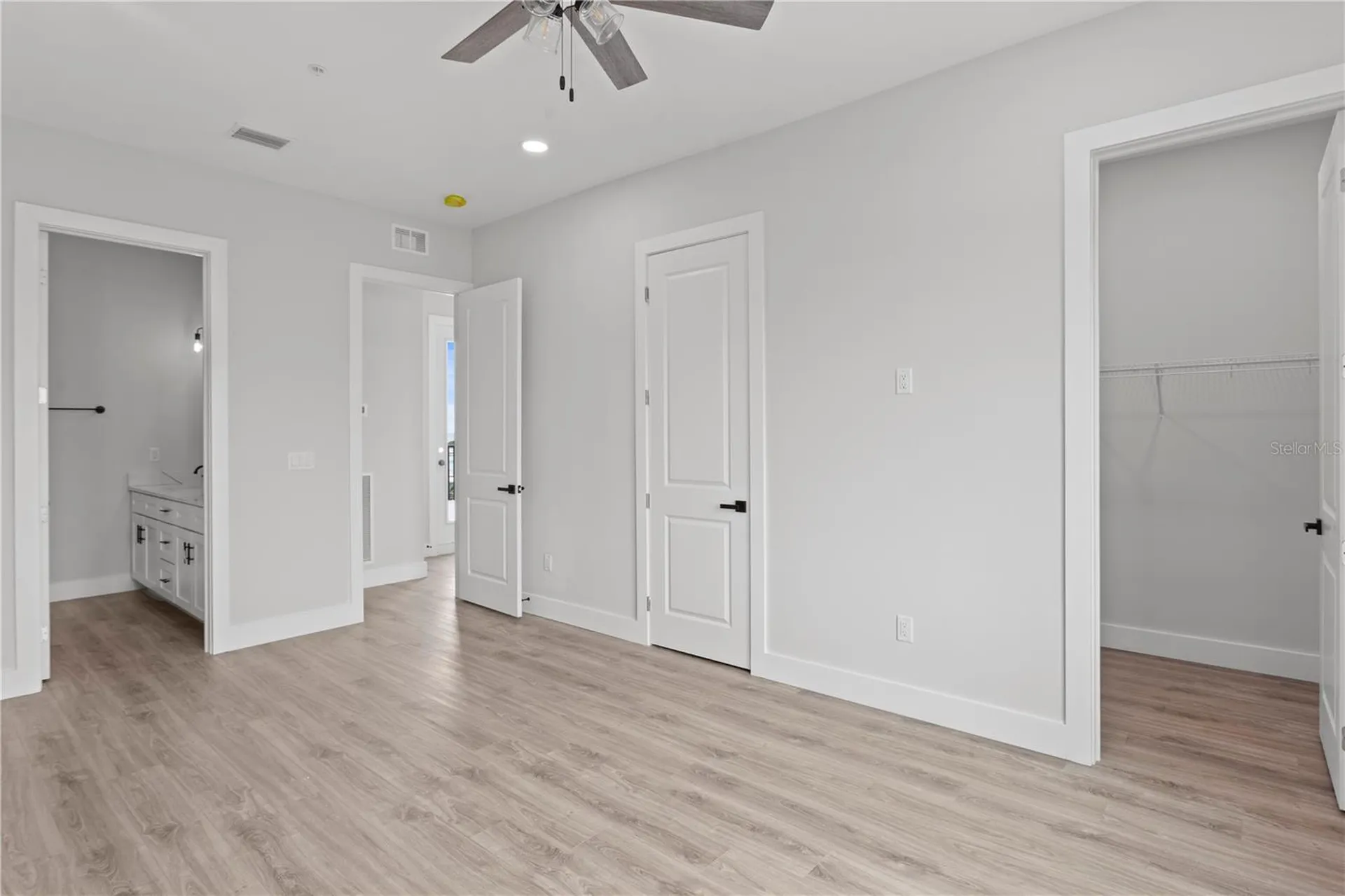 11605 1st Street E Treasure Island FL 33706