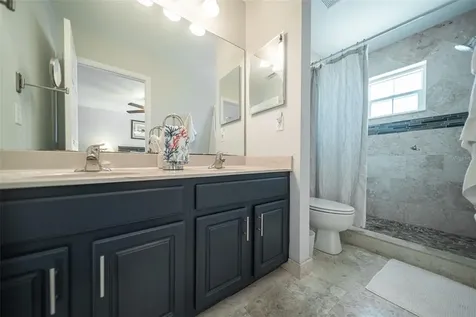 10070 Pacific Pines Avenue Fort Myers FL 33966