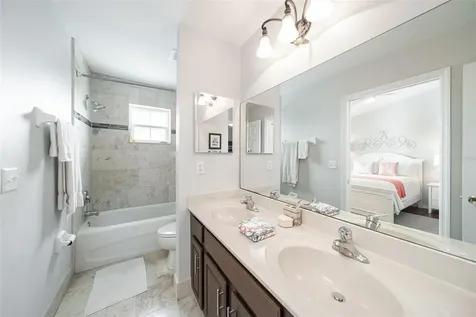 10070 Pacific Pines Avenue Fort Myers FL 33966
