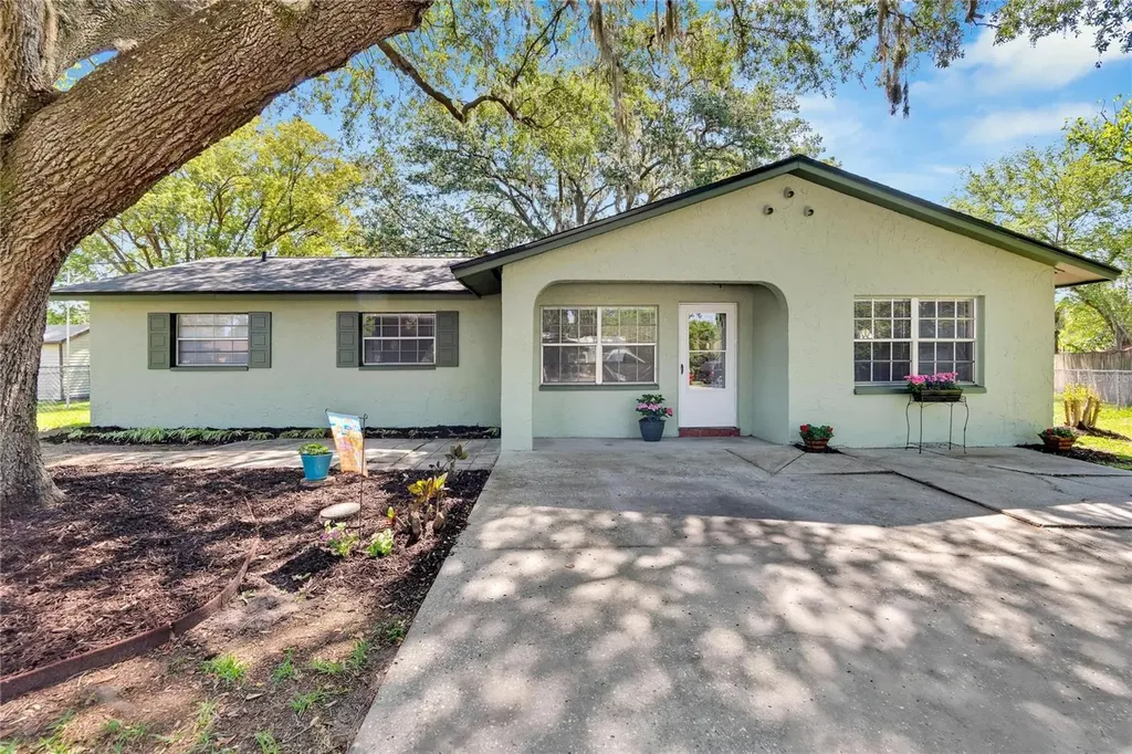 1504 Prosser Court Plant City FL 33563