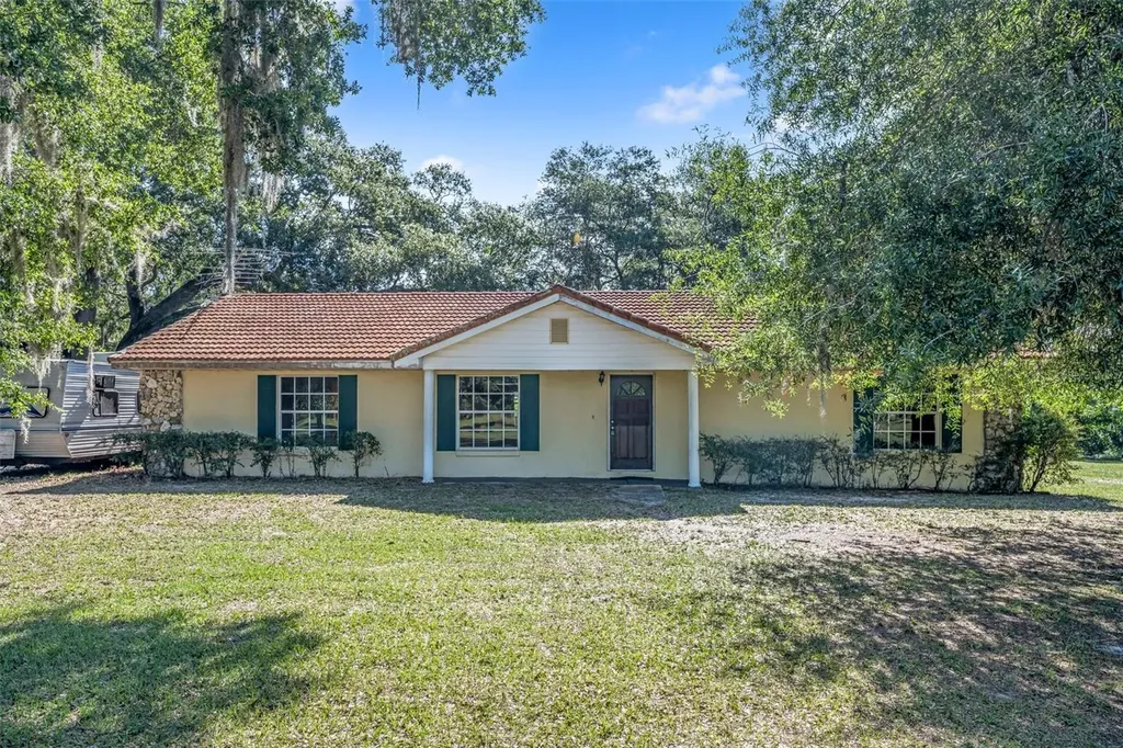 21114 County Road 33 Groveland FL 34736
