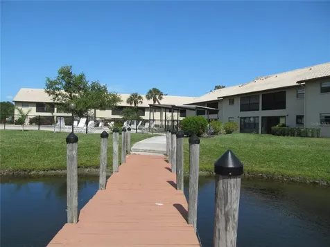 310 Mission Trail N Venice FL 34285