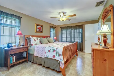 10211 139th Street Largo FL 33774
