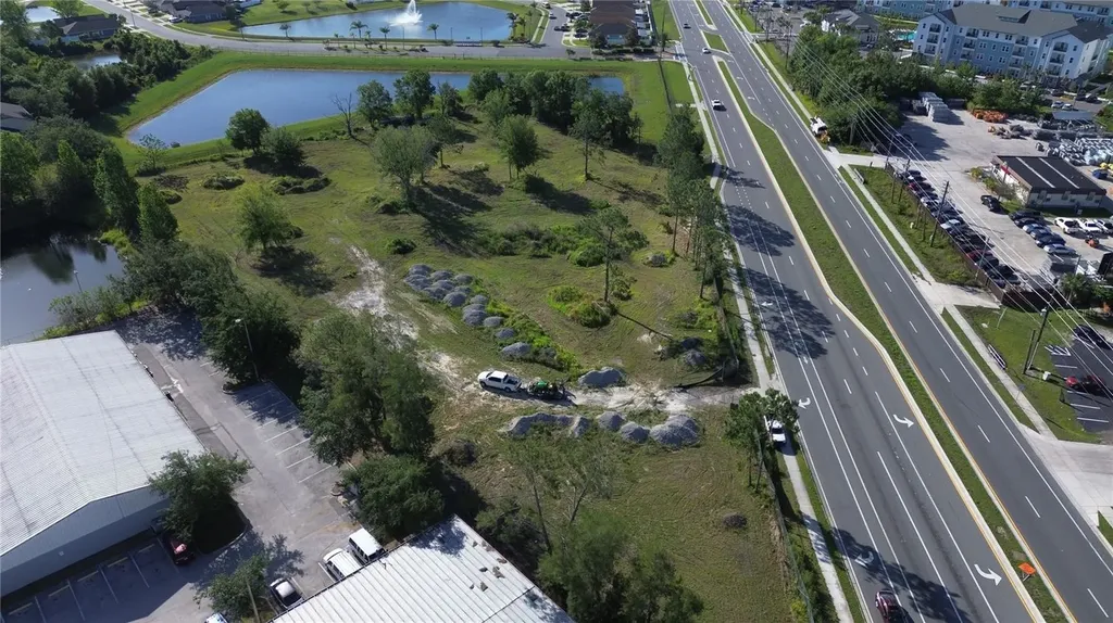 6347 Narcoossee Road Orlando FL 32822