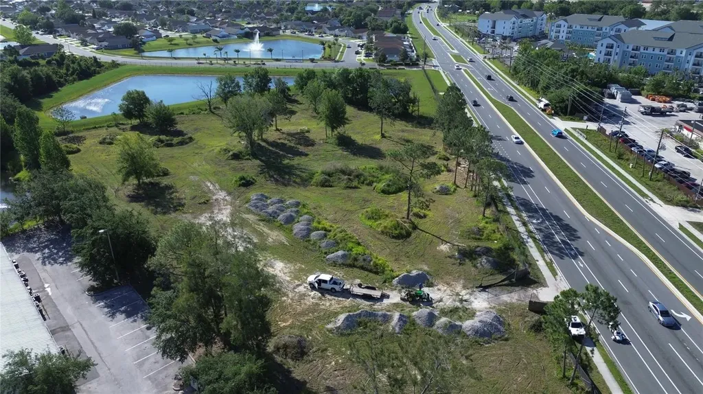 6347 Narcoossee Road Orlando FL 32822