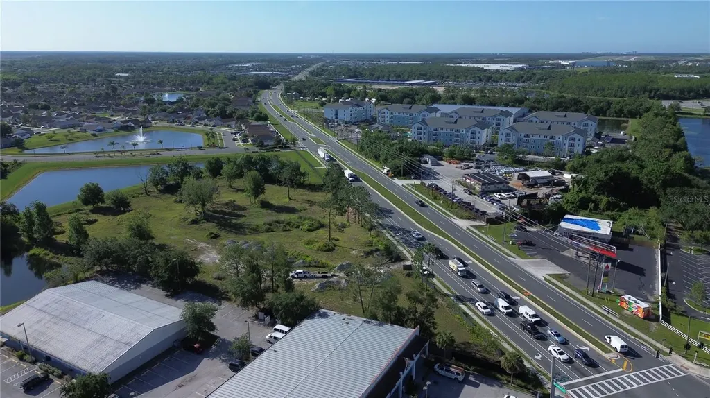 6347 Narcoossee Road Orlando FL 32822