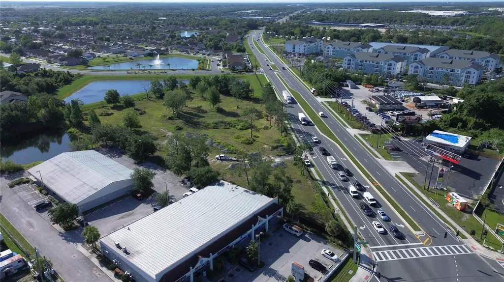 6347 Narcoossee Road Orlando FL 32822