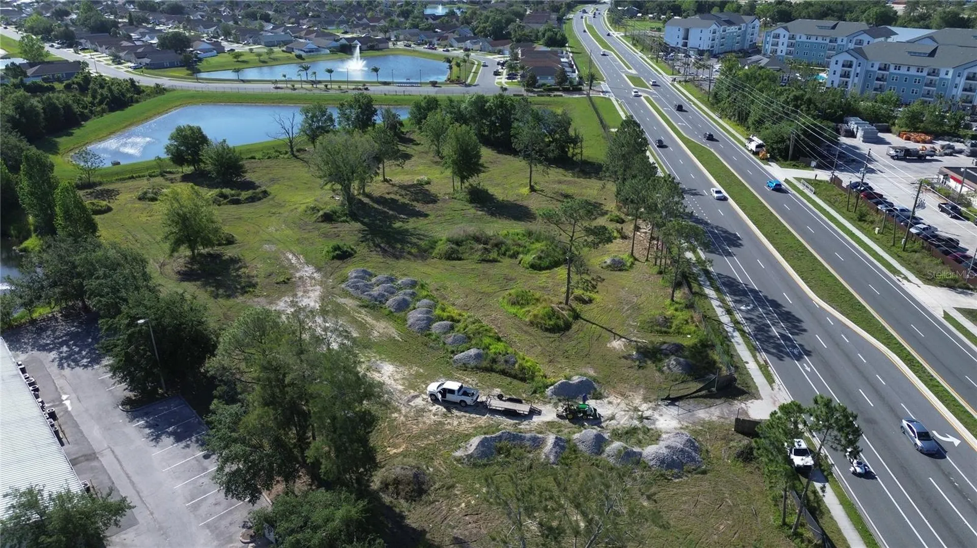 6347 Narcoossee Road Orlando FL 32822