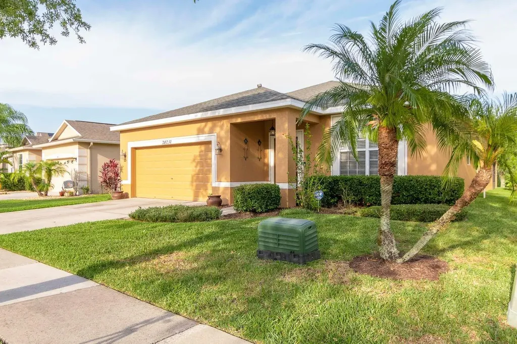 20231 Merry Oak Avenue Tampa FL 33647