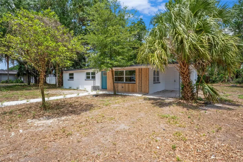 1714 N Club Court Tampa FL 33612