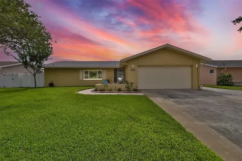 5719 16th Lane NE St Petersburg FL 33703