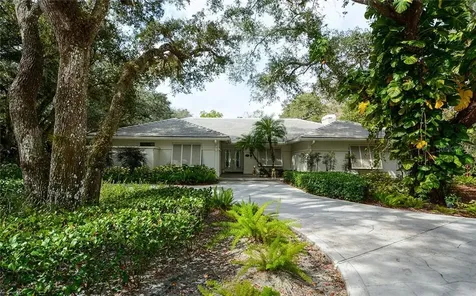 4541 Windsor Park Sarasota FL 34235