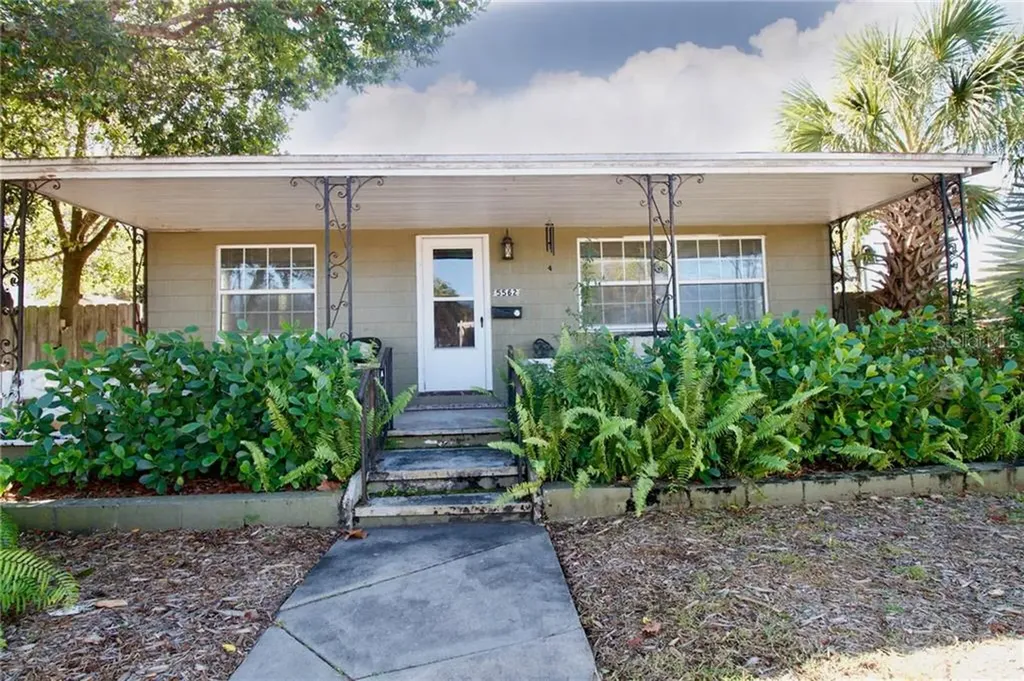 5562 5th Avenue N St Petersburg FL 33710